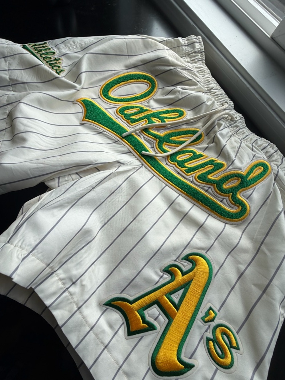 Oakland A's Pinstripe Athletic shorts - Picture 2 of 6